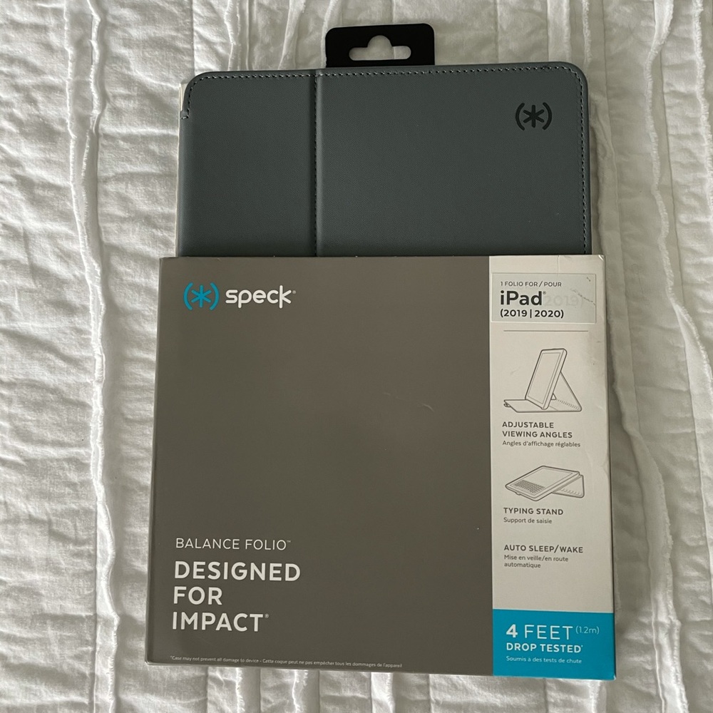 Speck iPad case NIB
